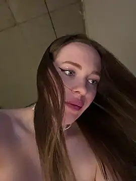 Snapshot of -SweetDi- chatting on July 17, 2026, 6:13 pm -SweetDi- online show from July 17, 2026, 6:13 pm