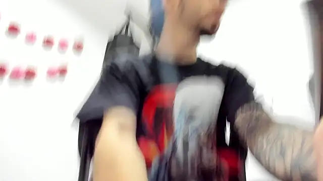 Snapshot of DmitriSanders chatting on February 6, 2026, 7:17 pm DmitriSanders online show from February 6, 2026, 7:17 pm