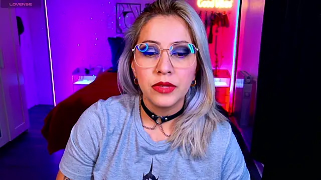 blackwidow s1 online show from April 23, 2026, 4:53 pm