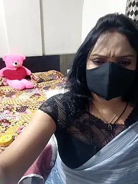 Snapshot of khushikhushi chatting on March 7, 2026, 5:54 pm khushikhushi online show from March 7, 2026, 5:54 pm