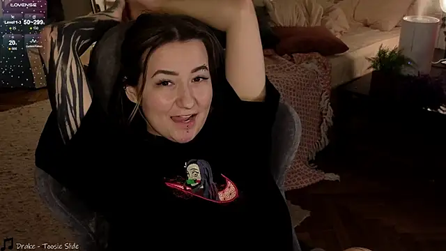 Snapshot of Megan__Hart chatting on January 11, 2025, 5:41 am Megan Hart online show from January 11, 2025, 5:41 am