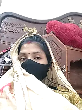 Snapshot of RADHA95 chatting on March 20, 2025, 7:47 am RADHA95 online show from March 20, 2025, 7:47 am