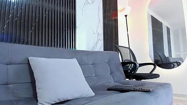 BRYXXXON1 online show from December 24, 2024, 2:44 pm