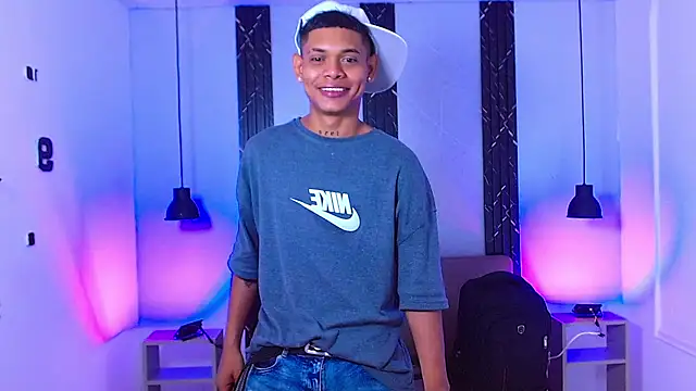 Snapshot of Damar_fhelipe chatting on September 23, 2025, 4:48 am Damar fhelipe online show from September 23, 2025, 4:48 am