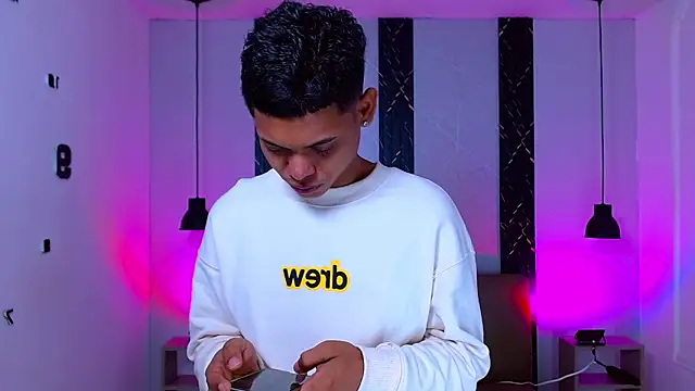 Snapshot of Damar_fhelipe chatting on October 3, 2025, 4:31 am Damar fhelipe online show from October 3, 2025, 4:31 am