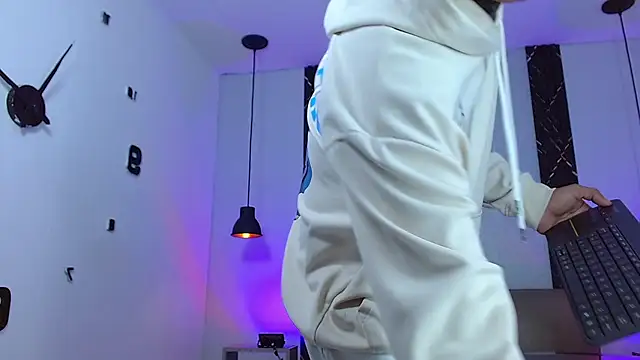 Snapshot of Damar_fhelipe chatting on October 9, 2025, 4:54 am Damar fhelipe online show from October 9, 2025, 4:54 am