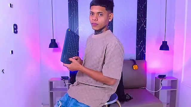 Snapshot of Damar_fhelipe chatting on October 13, 2025, 10:59 am Damar fhelipe online show from October 13, 2025, 10:59 am