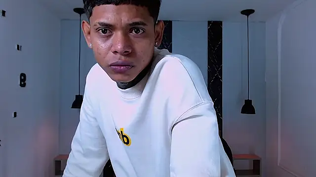 Snapshot of Damar_fhelipe chatting on October 28, 2025, 3:21 am Damar fhelipe online show from October 28, 2025, 3:21 am