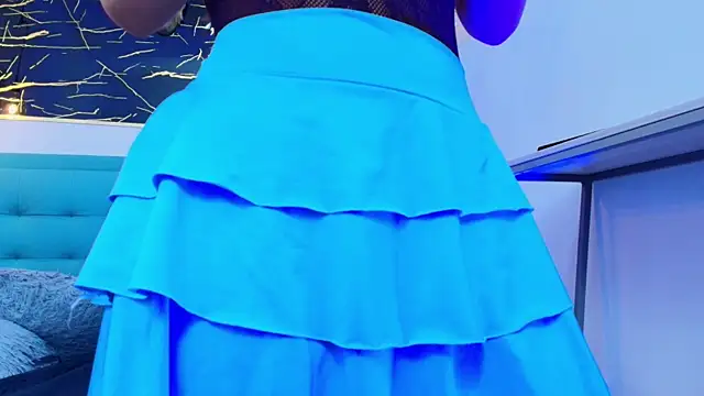 Cloeandtyfanny online show from October 4, 2025, 8:40 pm