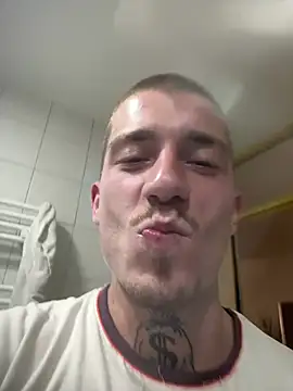 bosnianhot online show from May 8, 2026, 8:36 pm