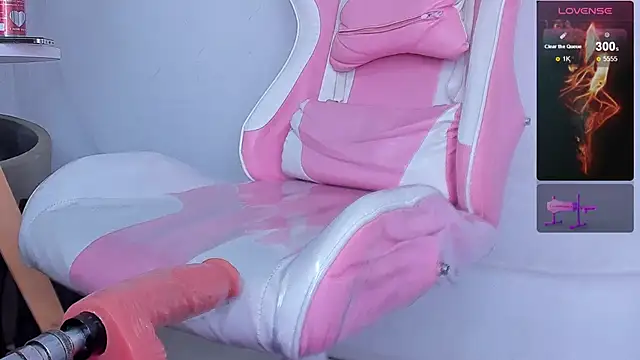 Snapshot of Issac_james_ chatting on January 14, 2025, 12:45 pm Issac james online show from January 14, 2025, 12:45 pm