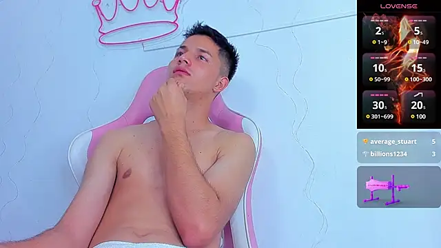 Snapshot of Issac_james_ chatting on January 30, 2025, 1:00 am Issac james online show from January 30, 2025, 1:00 am