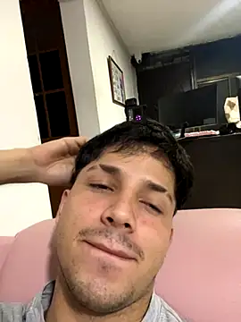 Snapshot of Issac_james_ chatting on September 27, 2025, 3:11 am Issac james online show from September 27, 2025, 3:11 am