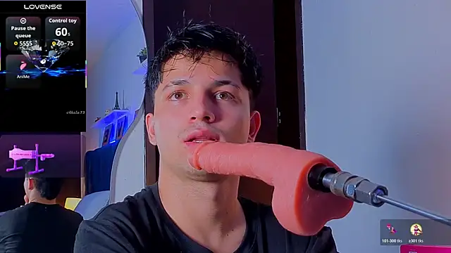 Snapshot of Issac_james_ chatting on November 8, 2025, 4:23 am Issac james online show from November 8, 2025, 4:23 am