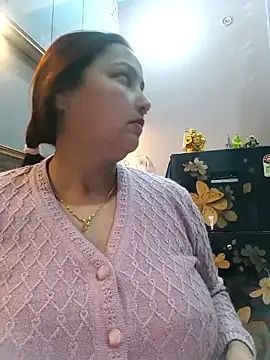 Dianaa9 online show from February 7, 2025, 3:52 pm
