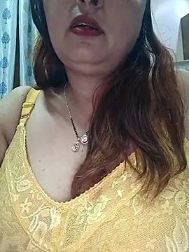 Dianaa9 online show from May 15, 2026, 8:27 pm