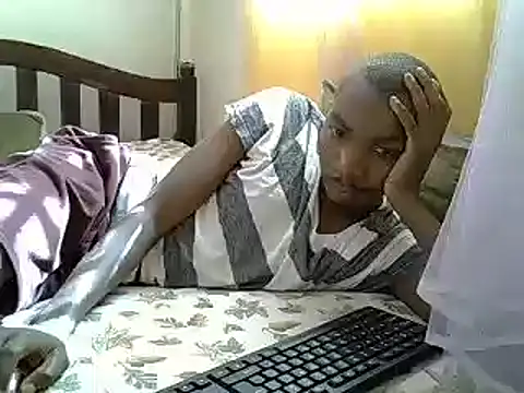 Snapshot of Jaysexxy255 chatting on March 12, 2025, 6:40 am Jaysexxy255 online show from March 12, 2025, 6:40 am