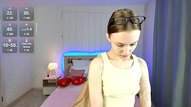 Snapshot of LesyaHayes chatting on March 10, 2025, 2:37 pm LesyaHayes online show from March 10, 2025, 2:37 pm