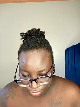 Snapshot of Toomuch_Squirt chatting on February 2, 2025, 9:08 am Toomuch Squirt online show from February 2, 2025, 9:08 am