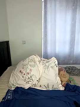 Snapshot of Toomuch_Squirt chatting on March 7, 2025, 5:18 am Toomuch Squirt online show from March 7, 2025, 5:18 am