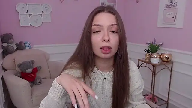 Snapshot of LucySkilar chatting on November 2, 2025, 6:16 am LucySkilar online show from November 2, 2025, 6:16 am