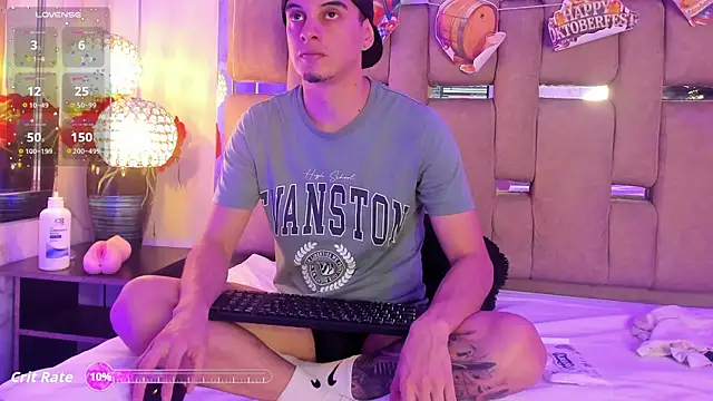 Snapshot of Maximo__ chatting on October 7, 2025, 9:01 pm Maximo online show from October 7, 2025, 9:01 pm