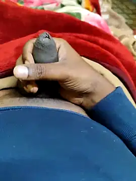 Snapshot of Brown_Munda047 chatting on December 16, 2024, 8:58 pm Brown Munda047 online show from December 16, 2024, 8:58 pm