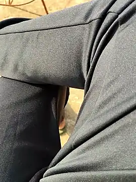 Snapshot of Brown_Munda047 chatting on January 6, 2026, 5:33 am Brown Munda047 online show from January 6, 2026, 5:33 am