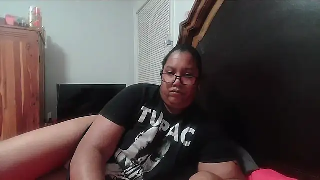 ebonyred online show from December 14, 2025, 12:38 am