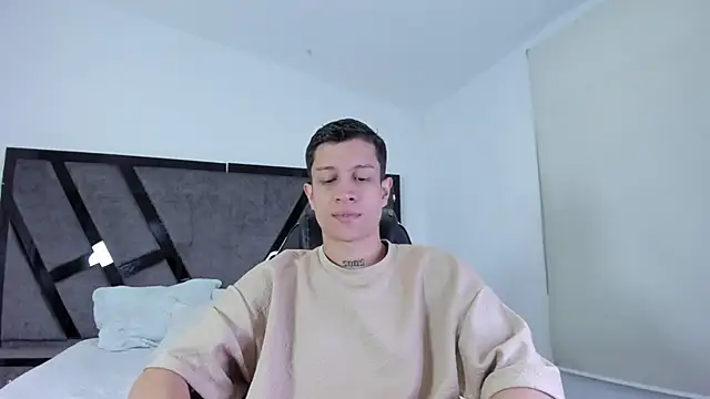 Snapshot of AgarEvans chatting on February 9, 2026, 4:16 am AgarEvans online show from February 9, 2026, 4:16 am