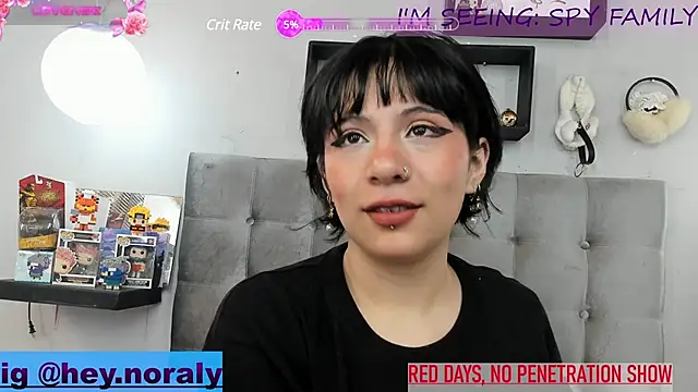 Snapshot of hey_noraly chatting on January 4, 2025, 1:21 pm hey noraly online show from January 4, 2025, 1:21 pm