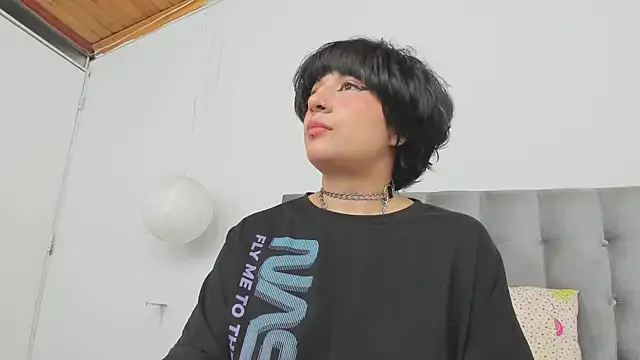 Snapshot of hey_noraly chatting on February 10, 2025, 7:47 am hey noraly online show from February 10, 2025, 7:47 am