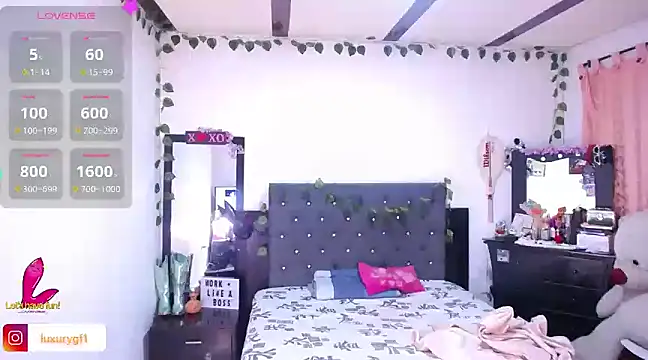 Pocahontaslovex online show from February 26, 2025, 8:44 pm