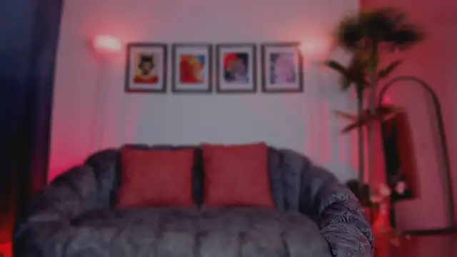 Snapshot of Taylor__foxxx chatting on September 26, 2025, 4:49 am Taylor foxxx online show from September 26, 2025, 4:49 am