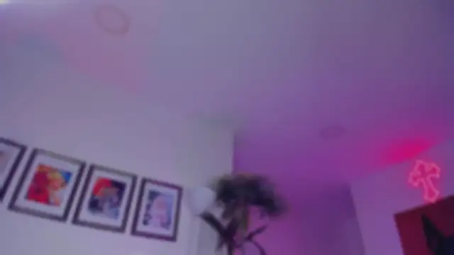 Snapshot of Taylor__foxxx chatting on October 3, 2025, 6:10 am Taylor foxxx online show from October 3, 2025, 6:10 am