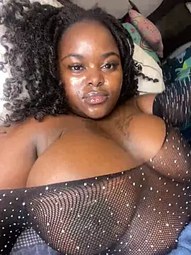 Honeycoco0211 online show from February 17, 2025, 5:21 pm