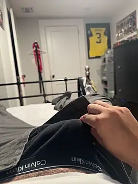 Snapshot of bwcalexander chatting on September 16, 2025, 9:16 pm bwcalexander online show from September 16, 2025, 9:16 pm