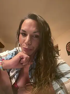 Lady Knaller online show from May 11, 2026, 7:55 pm