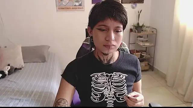 Snapshot of _Apola_77 chatting on January 19, 2025, 6:21 pm Apola 77 online show from January 19, 2025, 6:21 pm