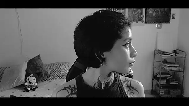 Snapshot of _Apola_77 chatting on February 24, 2025, 8:58 pm Apola 77 online show from February 24, 2025, 8:58 pm