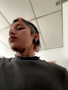 Snapshot of _Apola_77 chatting on September 24, 2025, 3:59 pm Apola 77 online show from September 24, 2025, 3:59 pm