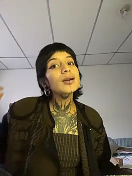 Snapshot of _Apola_77 chatting on March 24, 2026, 10:26 pm Apola 77 online show from March 24, 2026, 10:26 pm