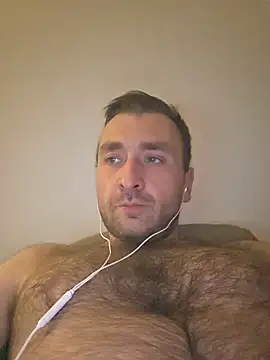 Snapshot of TIGERRR86 chatting on May 17, 2026, 10:17 pm TIGERRR86 online show from May 17, 2026, 10:17 pm