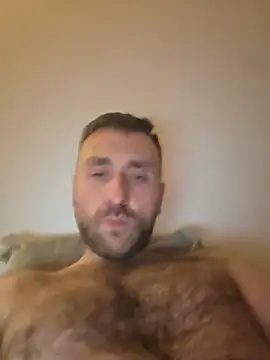 Snapshot of TIGERRR86 chatting on June 2, 2026, 11:40 pm TIGERRR86 online show from June 2, 2026, 11:40 pm