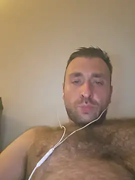 Snapshot of TIGERRR86 chatting on June 20, 2026, 11:18 pm TIGERRR86 online show from June 20, 2026, 11:18 pm