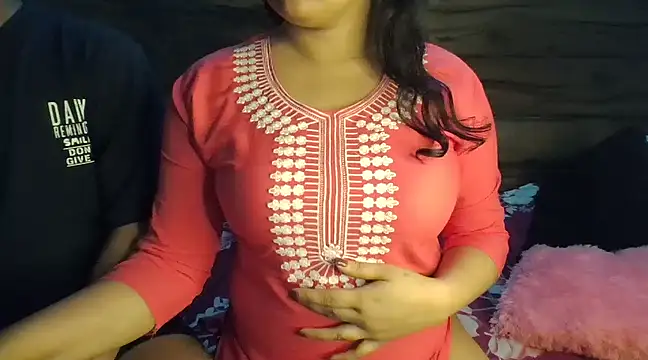 Snapshot of Trezza chatting on March 21, 2025, 8:40 pm Trezza online show from March 21, 2025, 8:40 pm