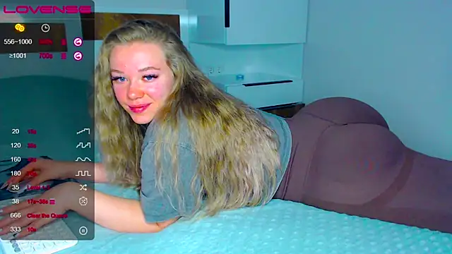 Snapshot of kitti_kaattt chatting on September 20, 2025, 5:08 am kitti kaattt online show from September 20, 2025, 5:08 am