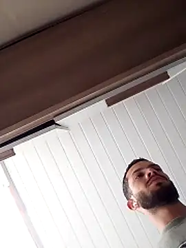 mario pedro online show from February 5, 2026, 4:22 pm