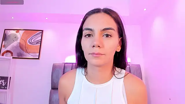 martina mancini online show from November 6, 2025, 12:50 pm