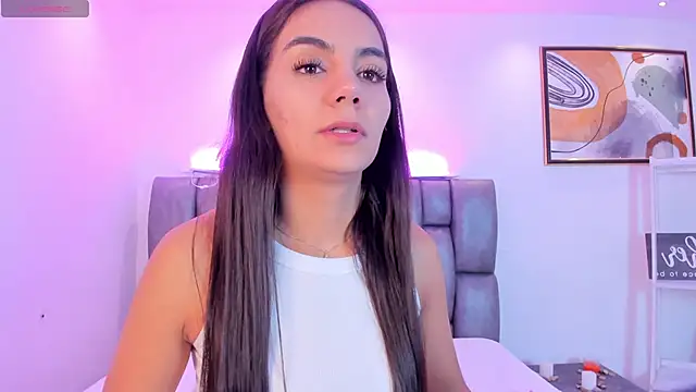 martina mancini online show from November 10, 2025, 11:42 am